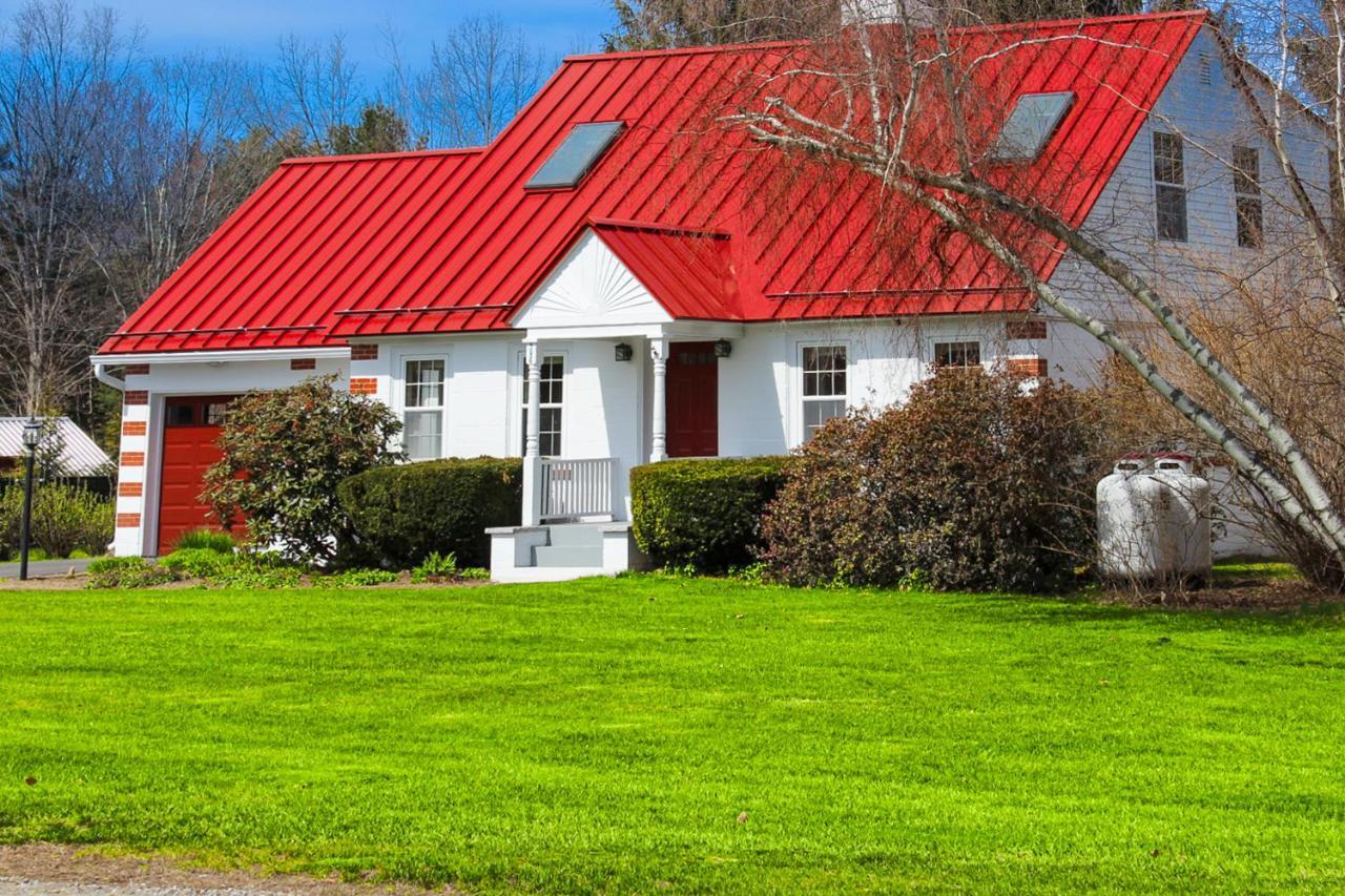 Vila Cape Me Away Gilford Exteriér fotografie